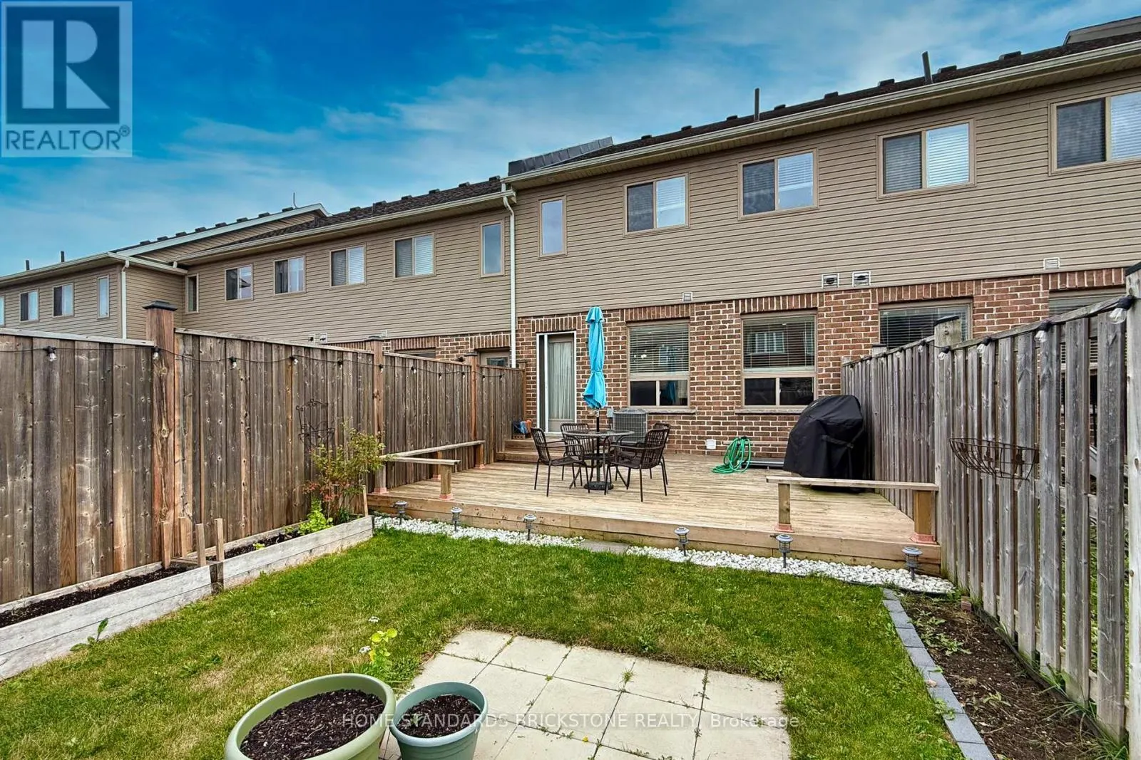 39 LAVERTY CRESCENT