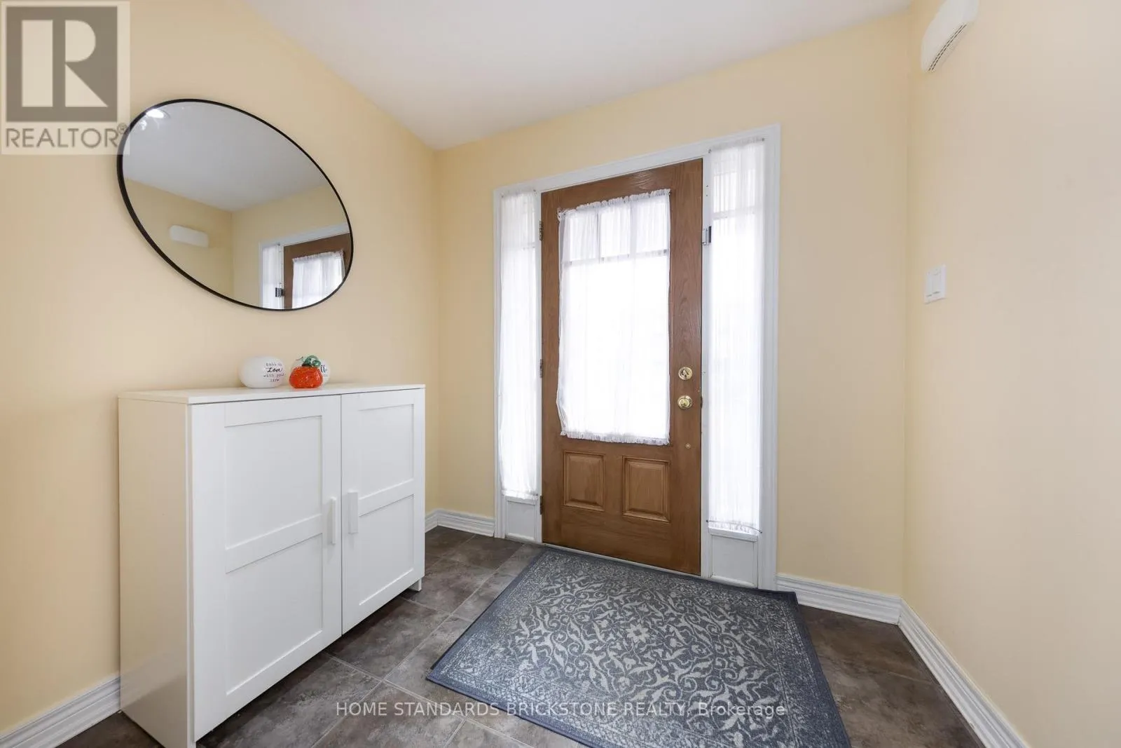 39 LAVERTY CRESCENT