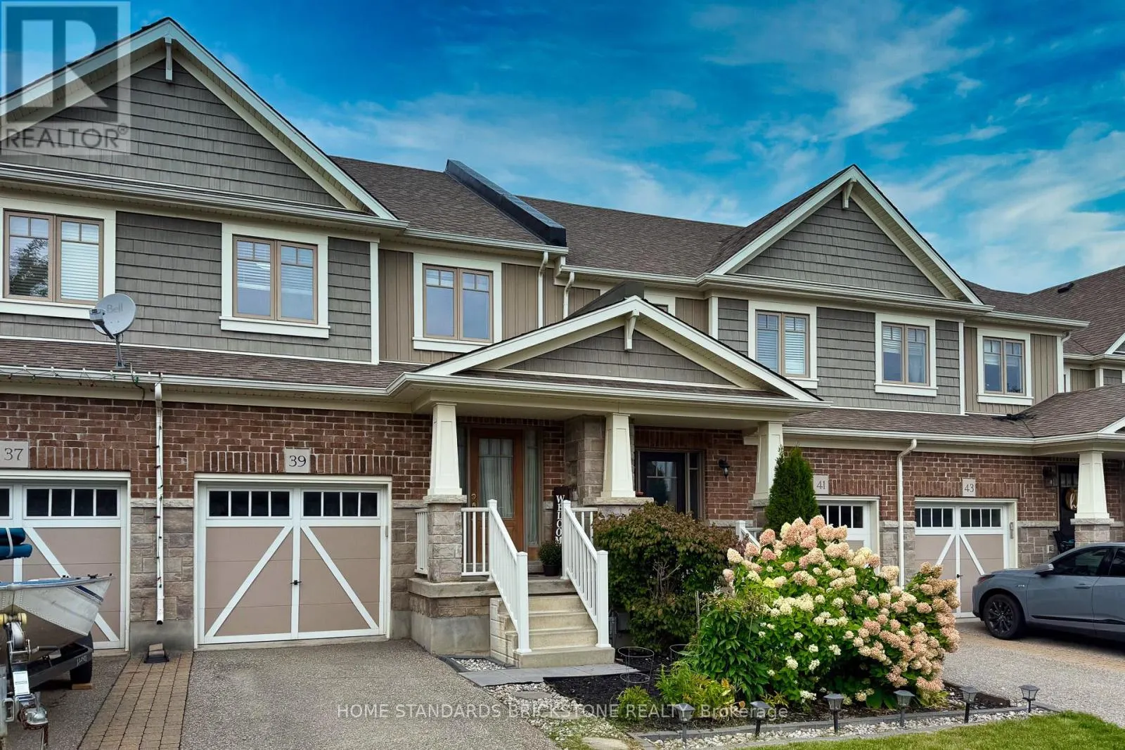 39 LAVERTY CRESCENT