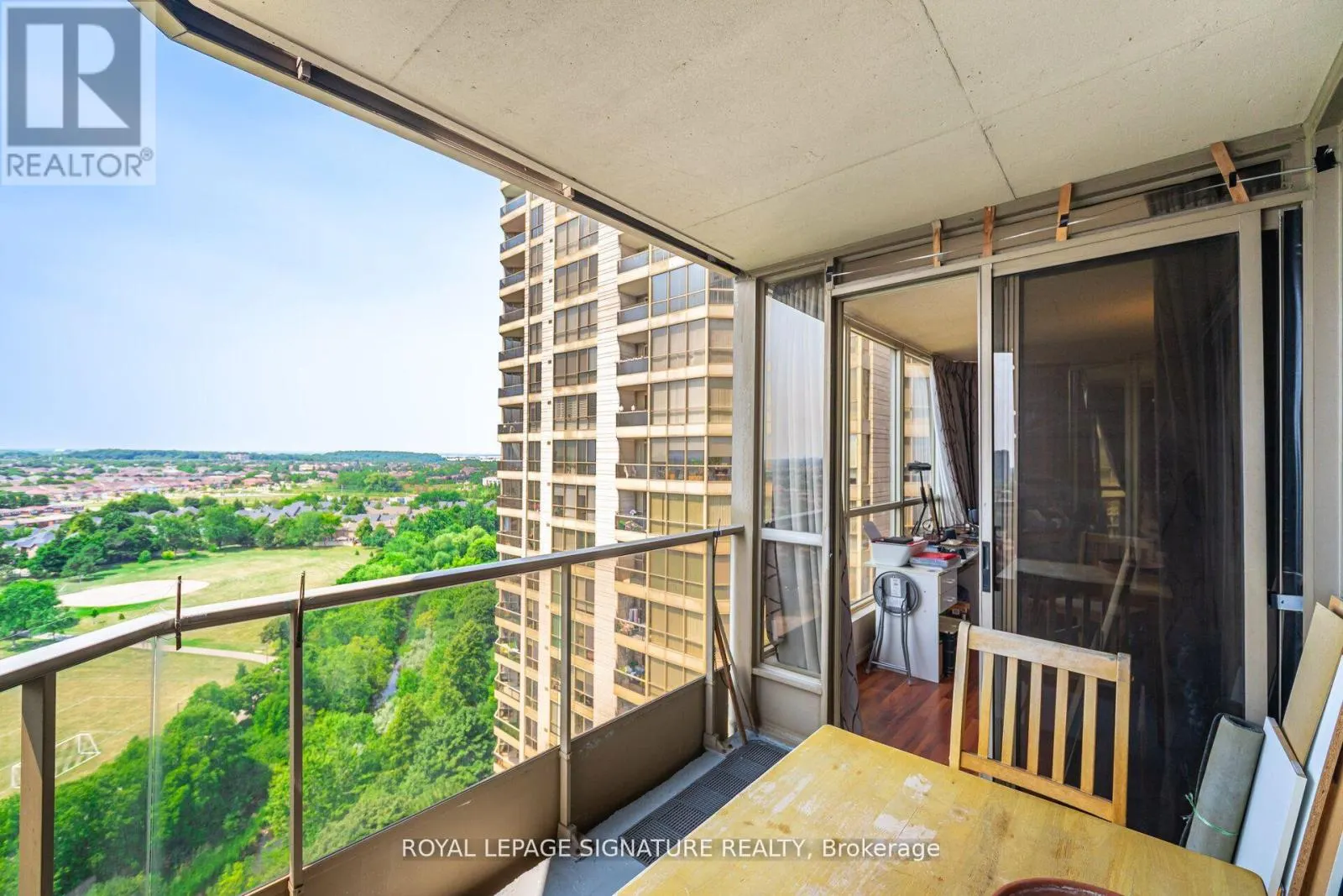 1501 - 55 KINGSBRIDGE GARDEN CIRCLE