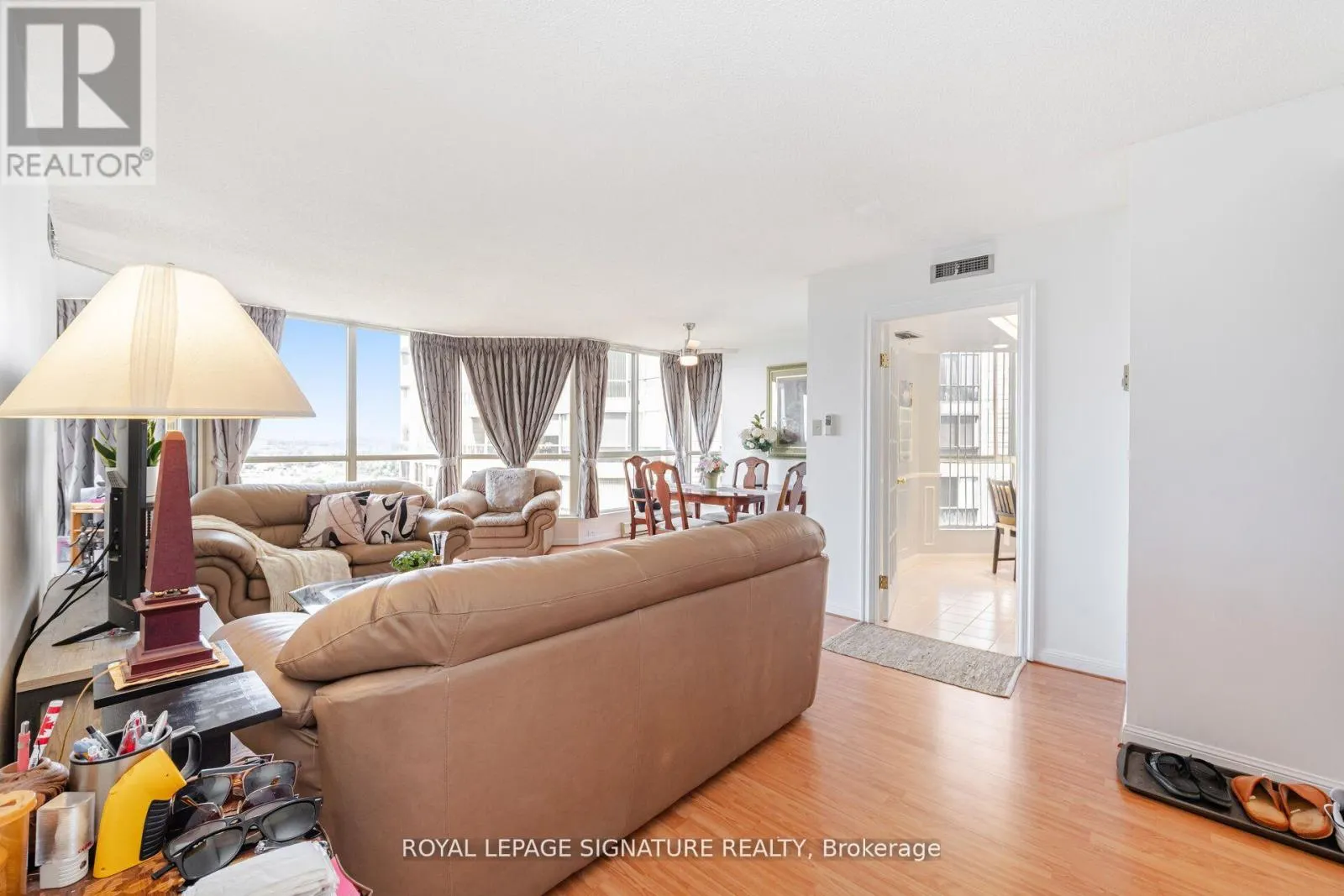 1501 - 55 KINGSBRIDGE GARDEN CIRCLE