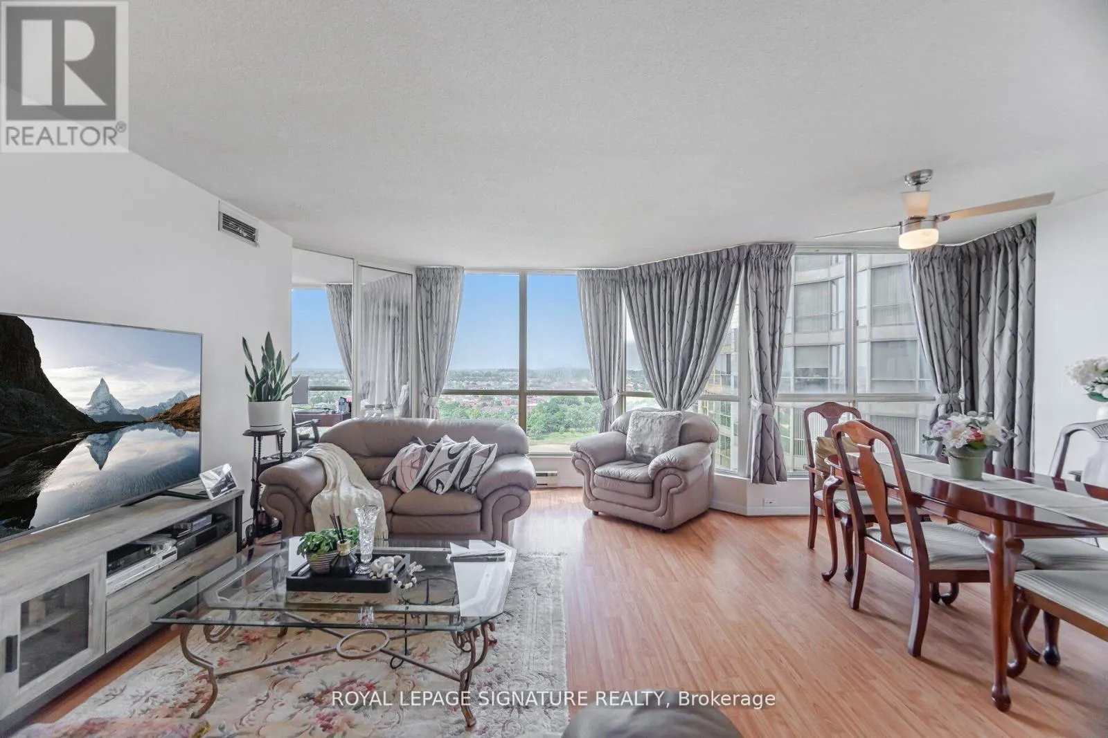 1501 - 55 KINGSBRIDGE GARDEN CIRCLE