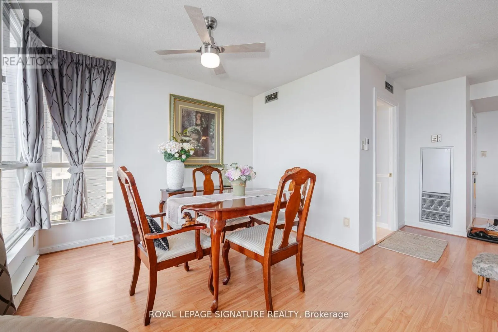 1501 - 55 KINGSBRIDGE GARDEN CIRCLE