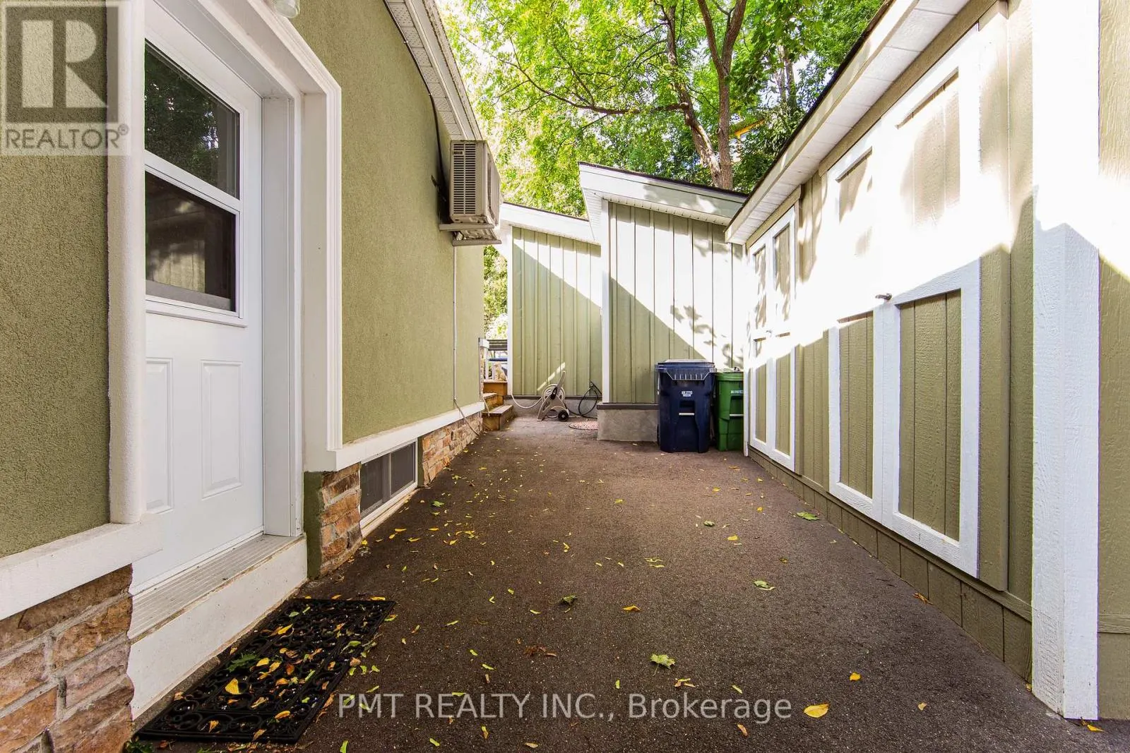 182 CLENDENAN AVENUE