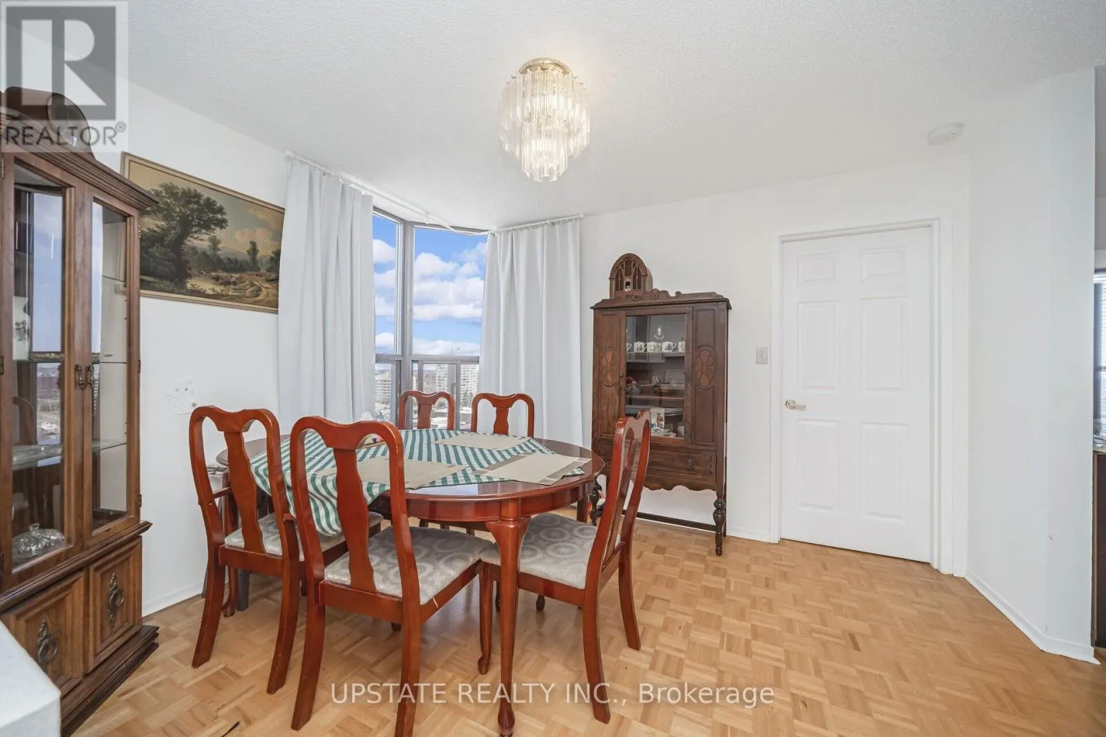 1206 - 25 AGNES STREET