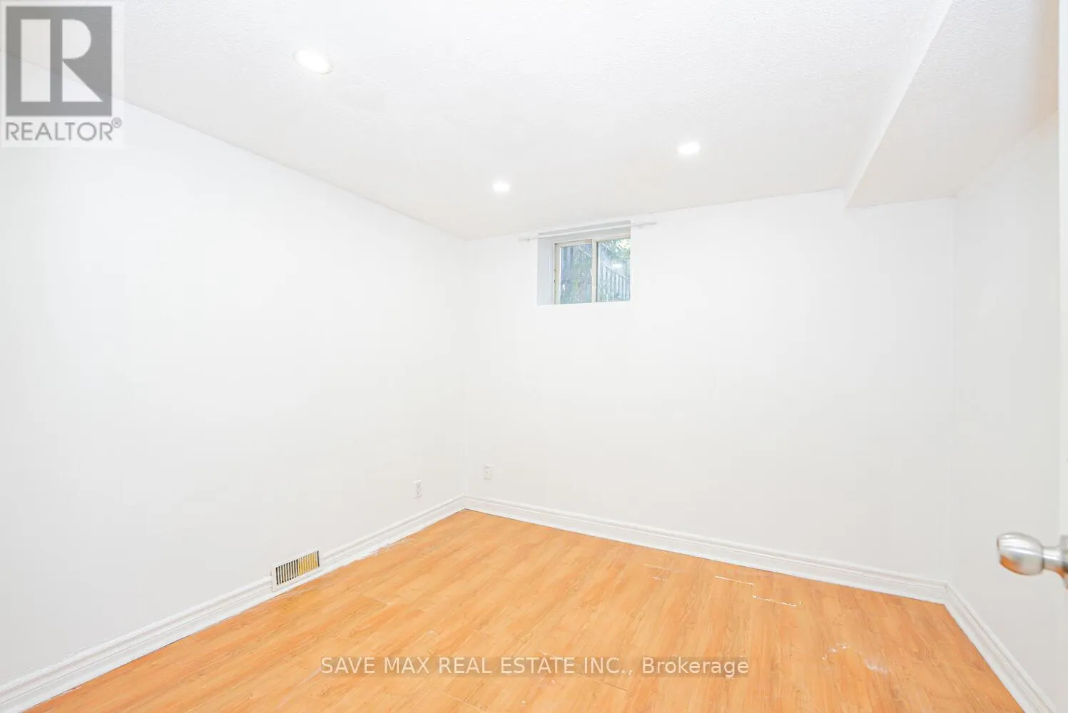 3645 INDIGO CRESCENT