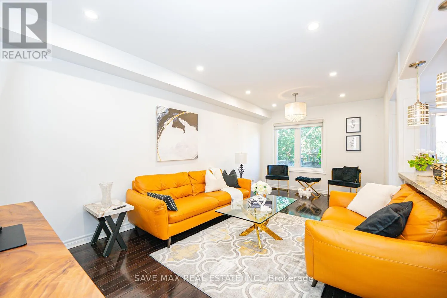 3645 INDIGO CRESCENT