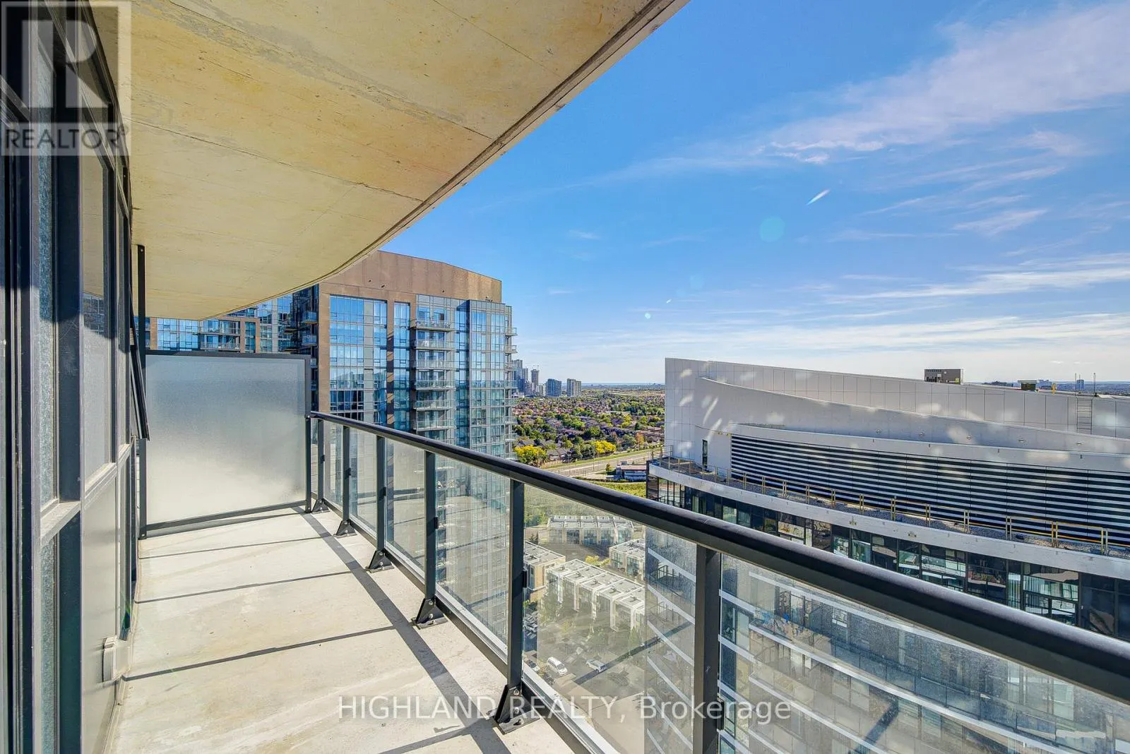 1816 - 35 WATERGARDEN DRIVE