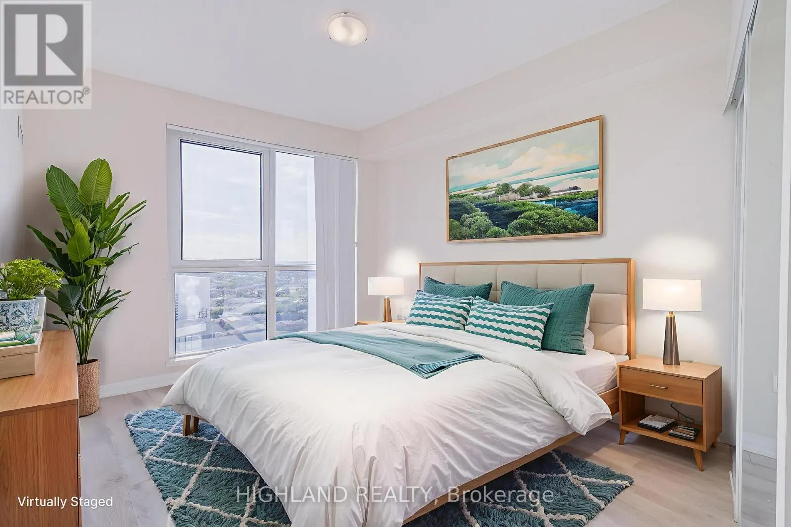 1816 - 35 WATERGARDEN DRIVE
