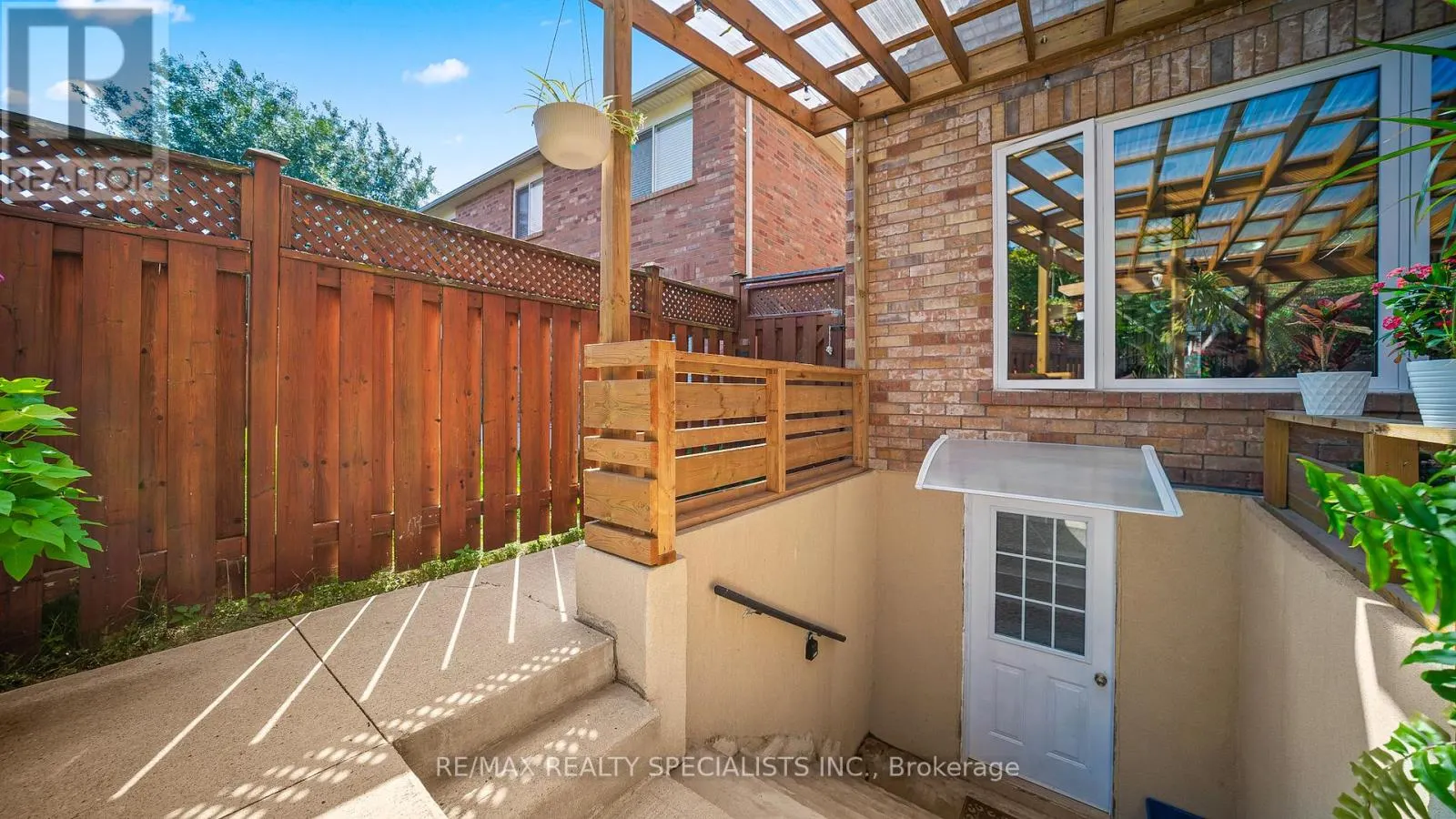 749 IRVING TERRACE