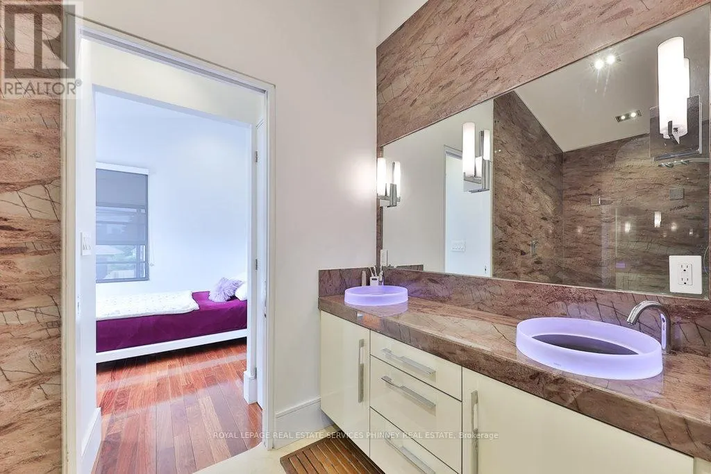 622 KOZEL COURT