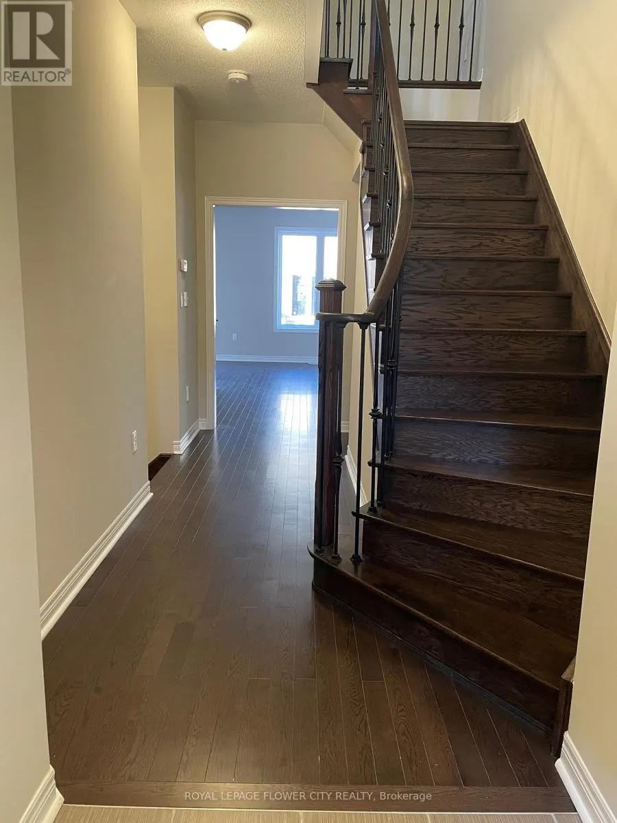 51 PEARMAN CRESCENT