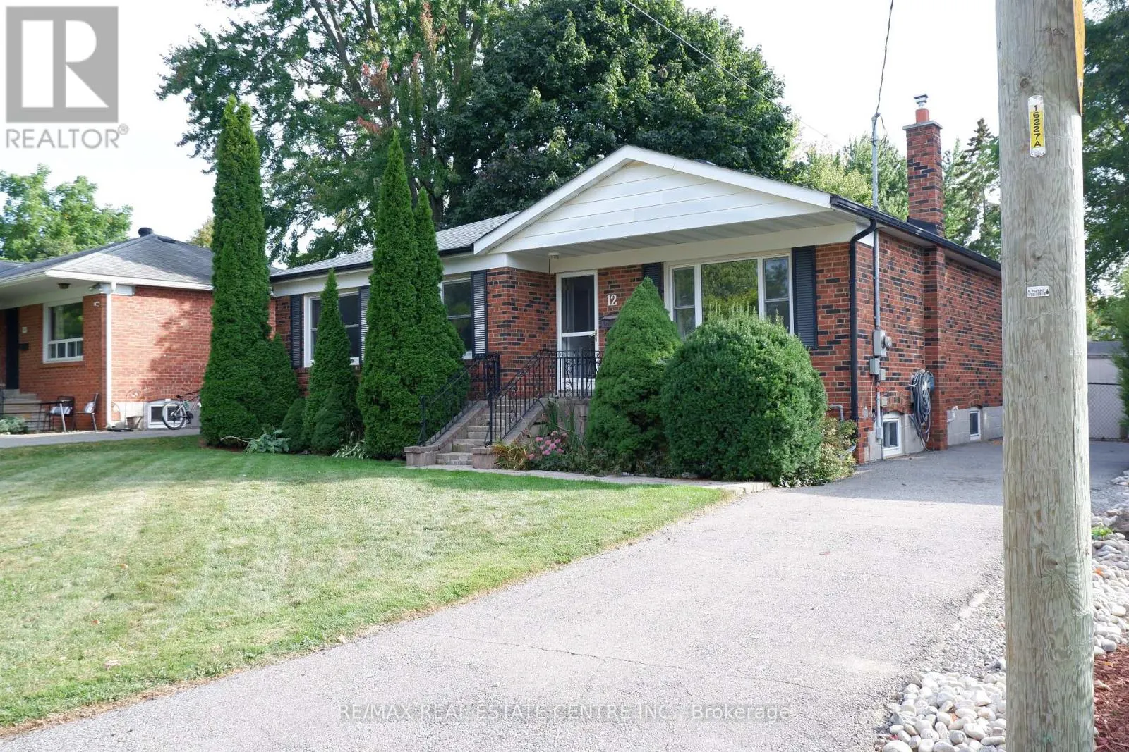 12 SHELLEY STREET