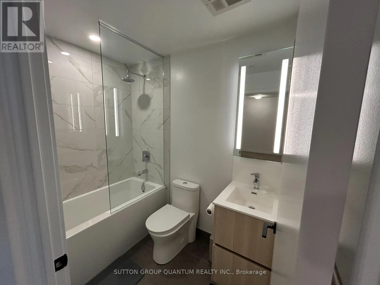 605 - 220 MISSINNIHE WAY