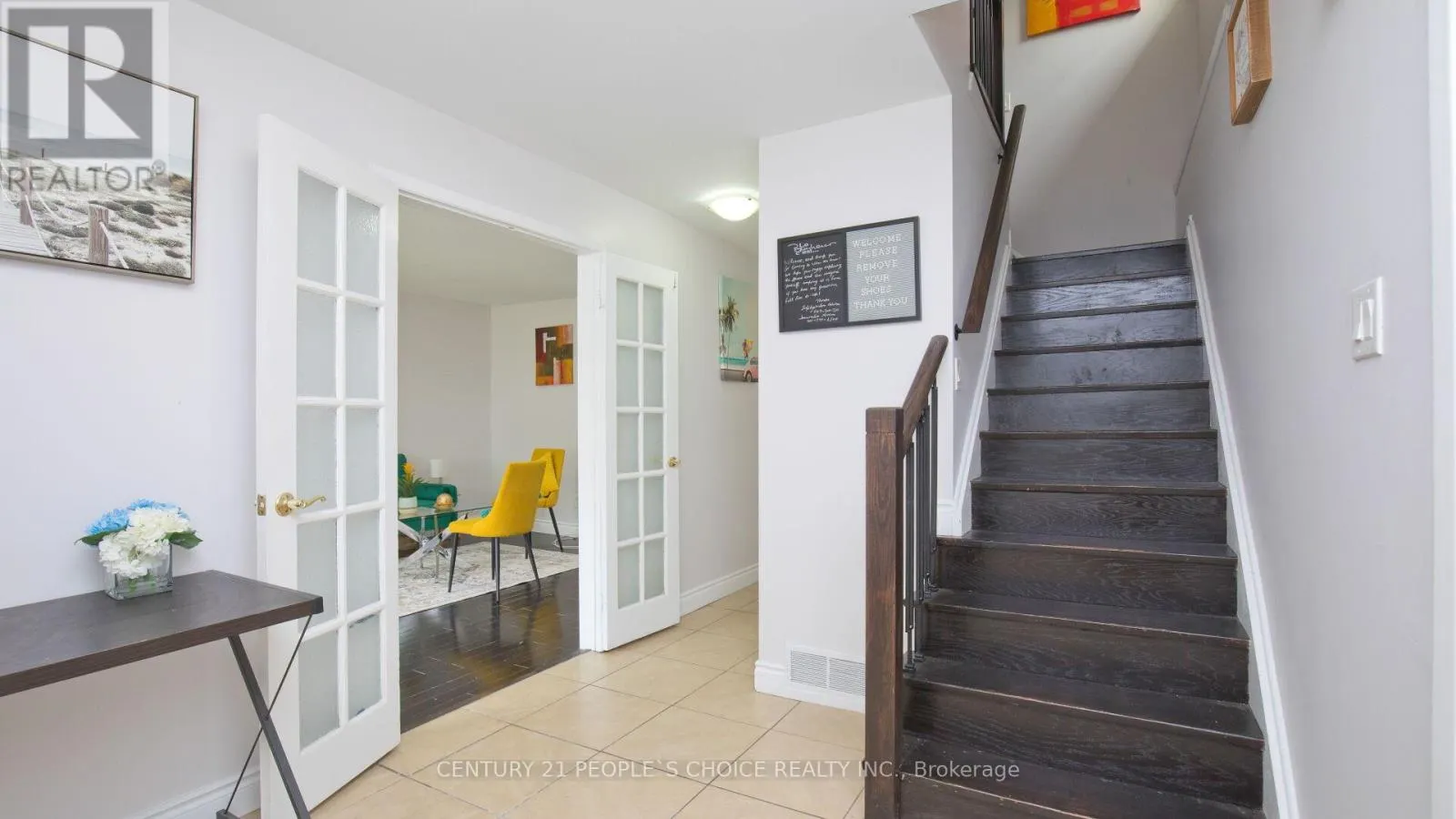 82 DAVENPORT CRESCENT