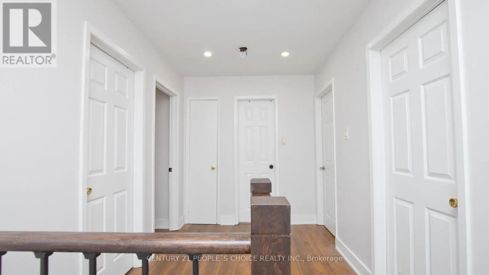 82 DAVENPORT CRESCENT
