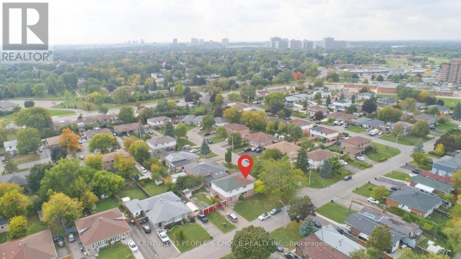 82 DAVENPORT CRESCENT