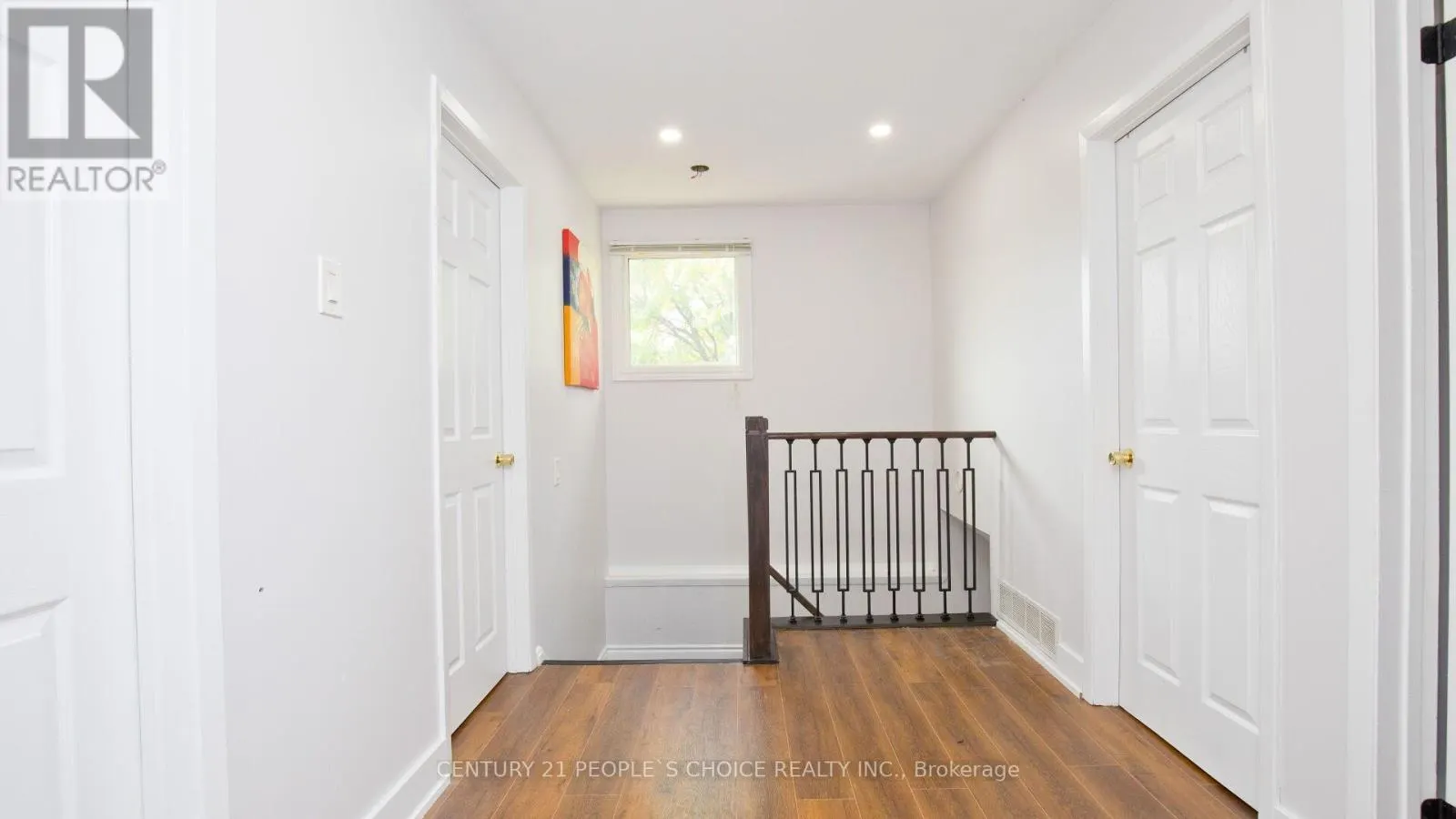 82 DAVENPORT CRESCENT