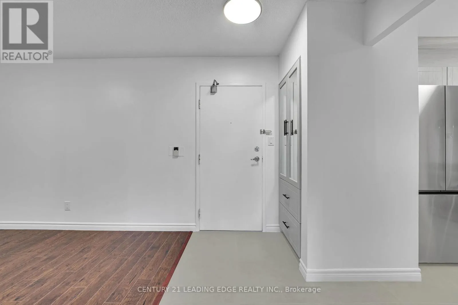 905 - 3605 KARIYA DRIVE