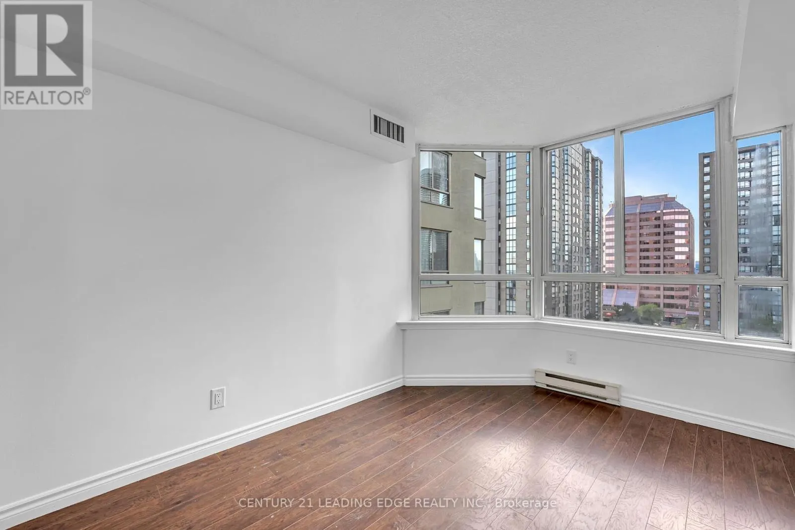 905 - 3605 KARIYA DRIVE