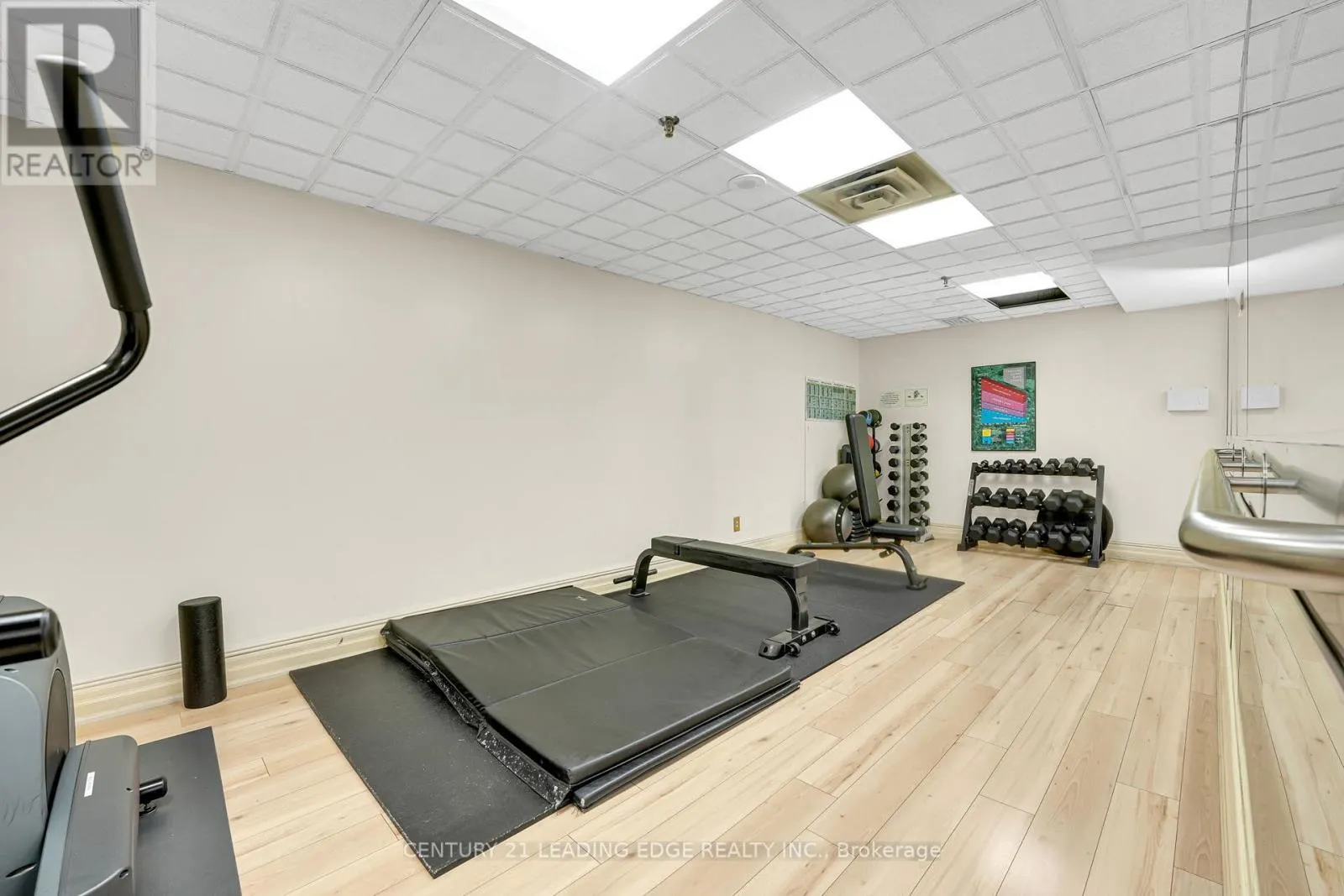 905 - 3605 KARIYA DRIVE