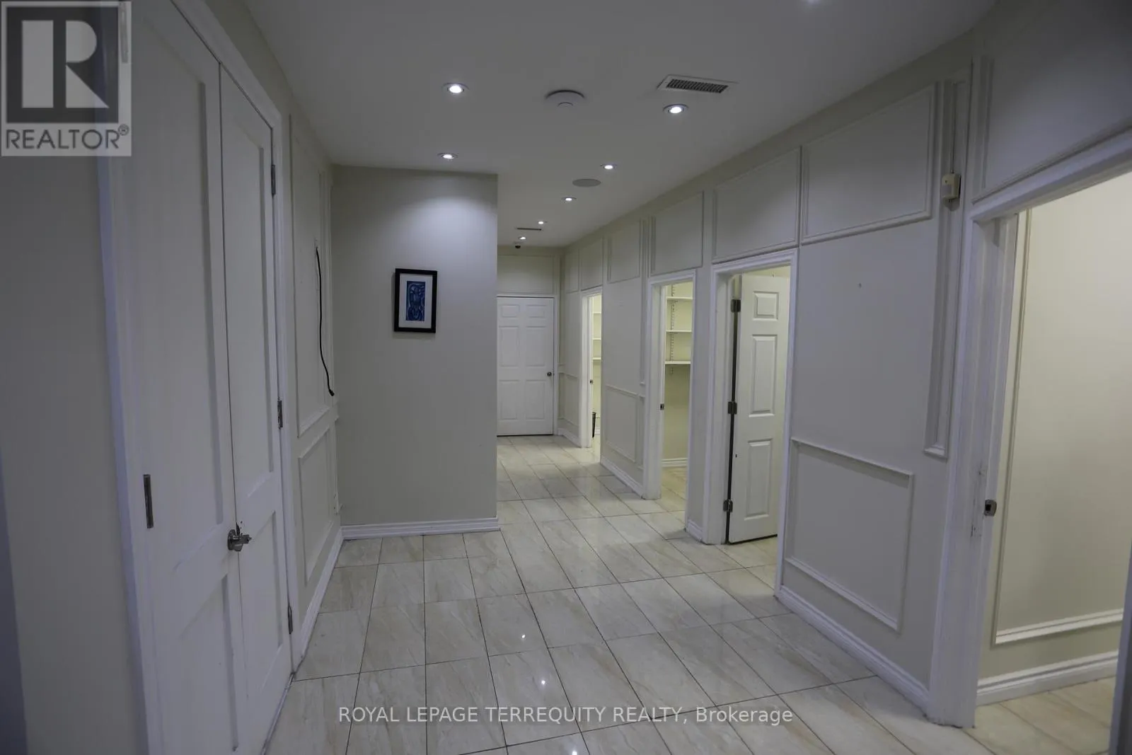 GROUND FLOOR A - 1888 WILSON AVENUE
