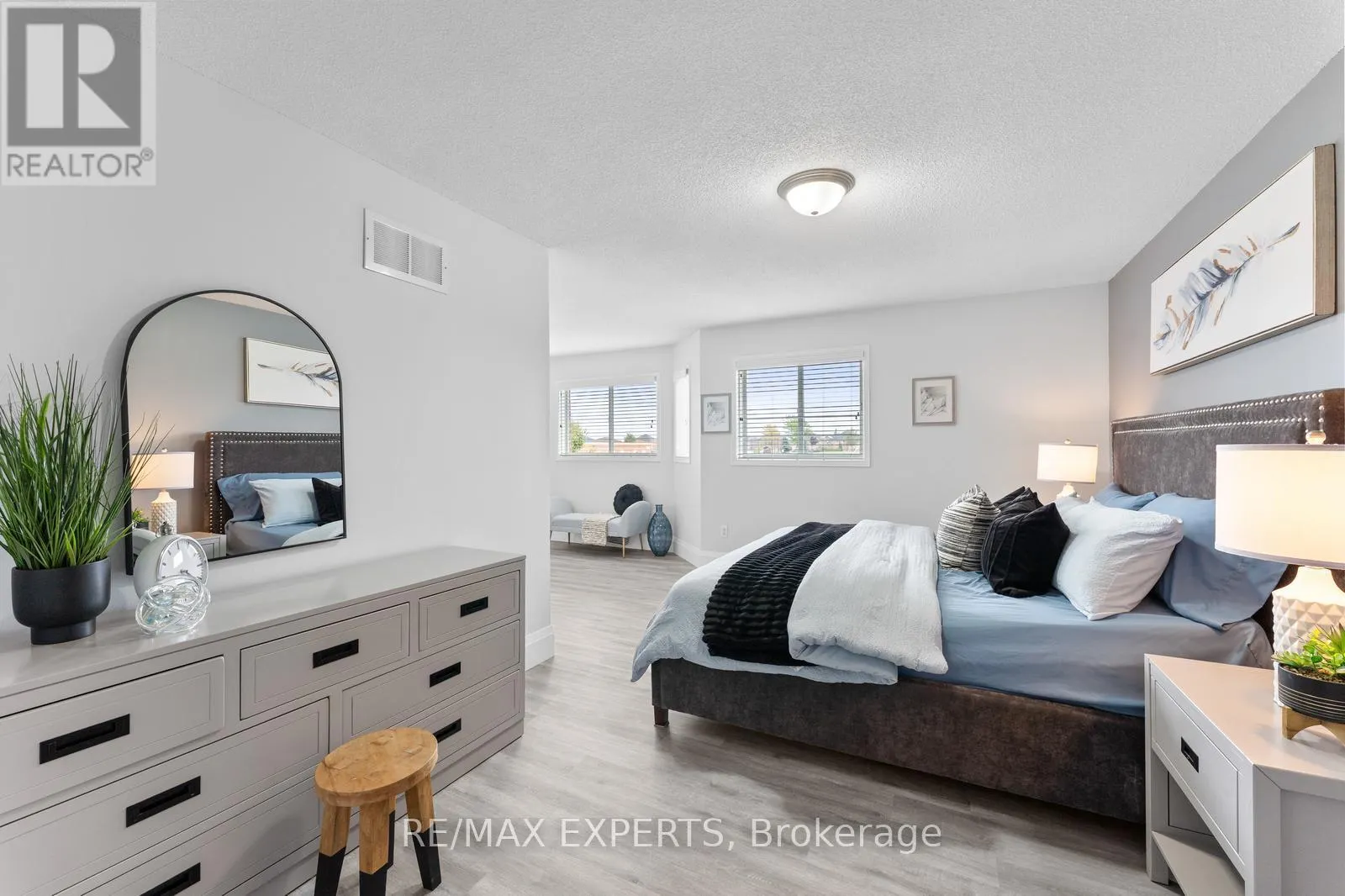 234 ALLAN DRIVE