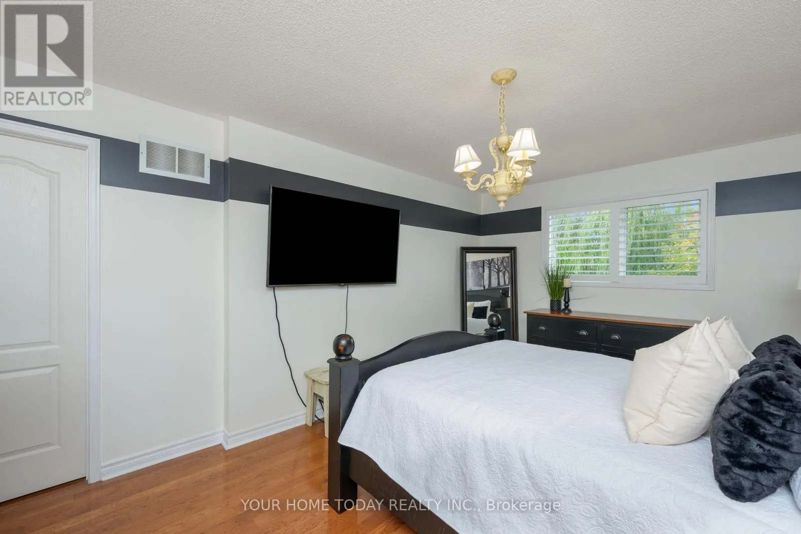 78 HARLEY AVENUE