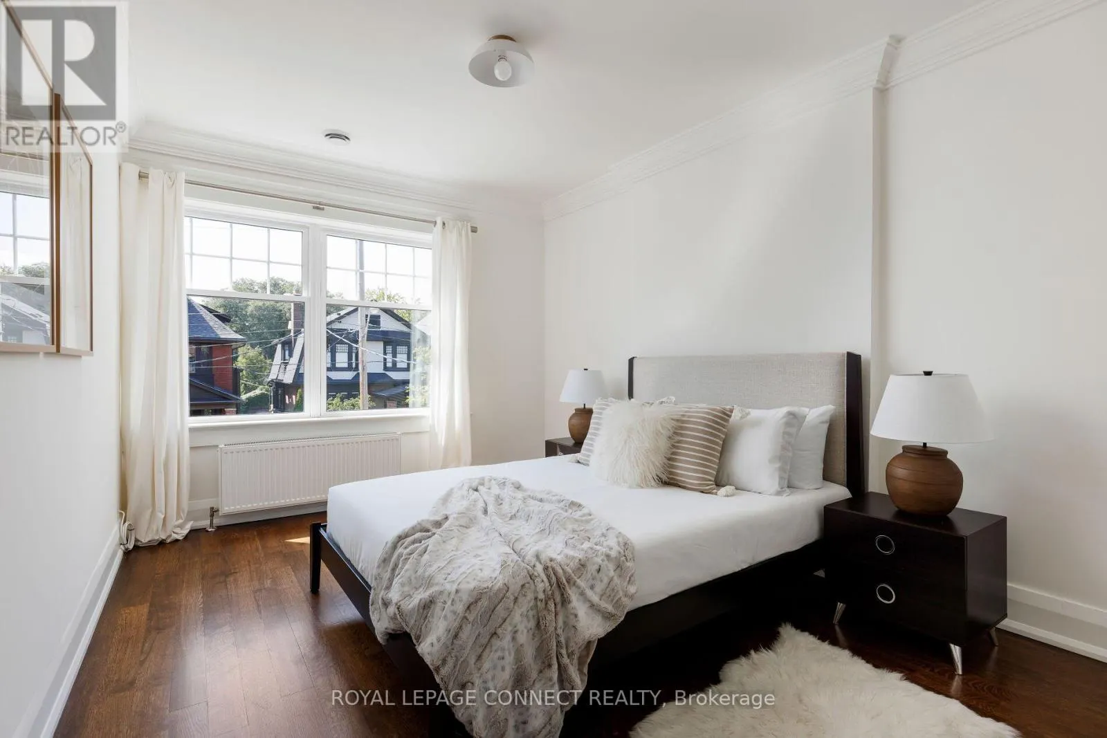 209 INDIAN ROAD