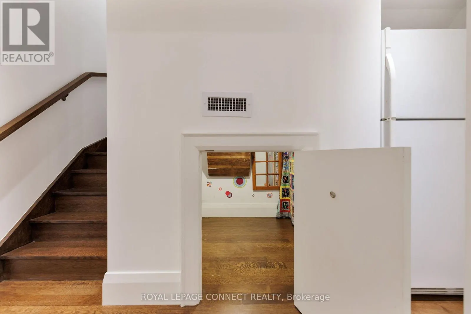 209 INDIAN ROAD