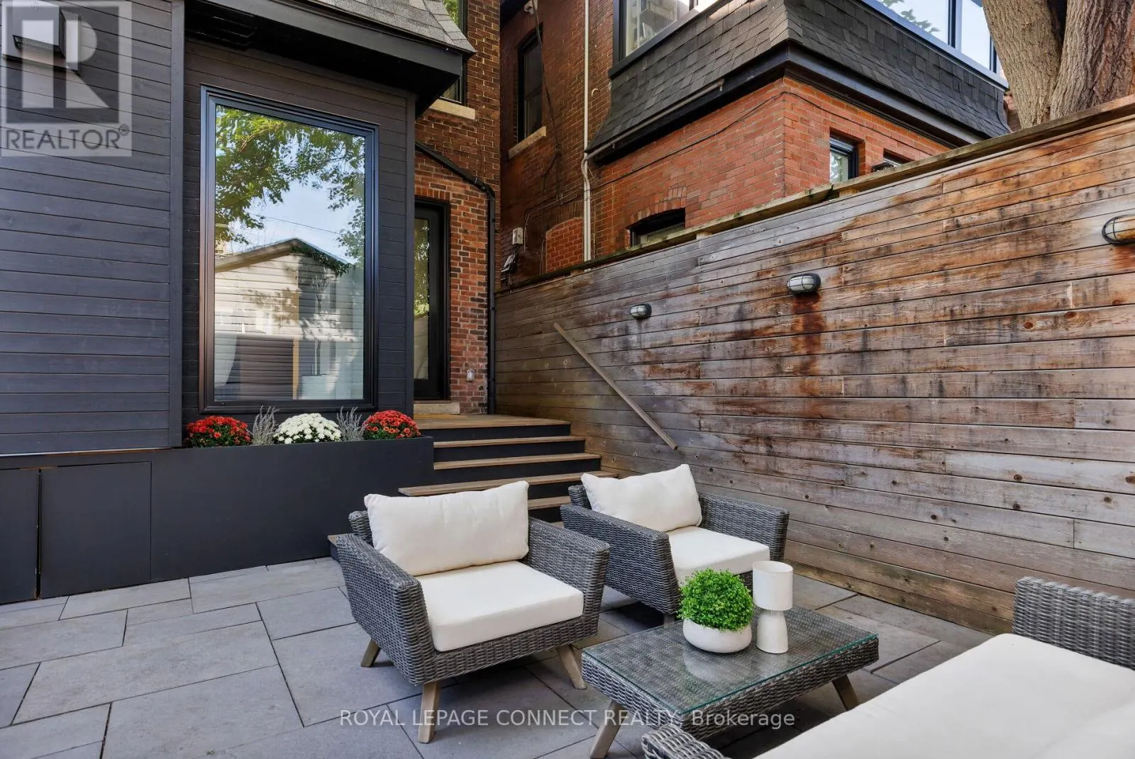 209 INDIAN ROAD