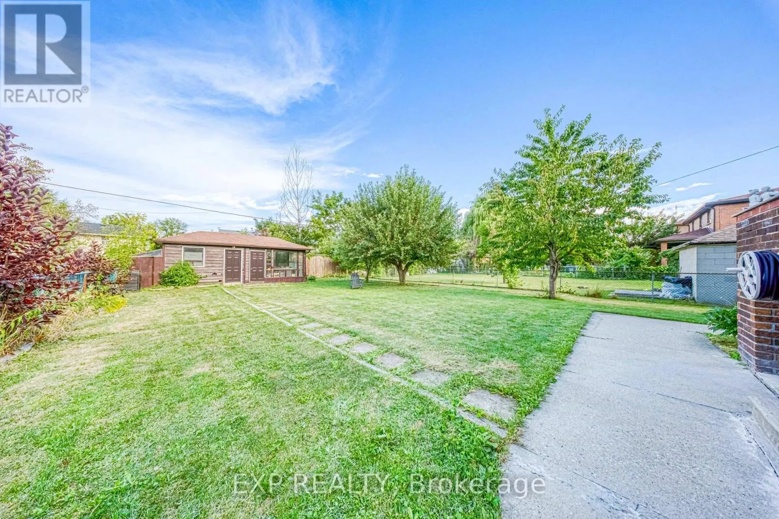 35 HIGHLAND HILL