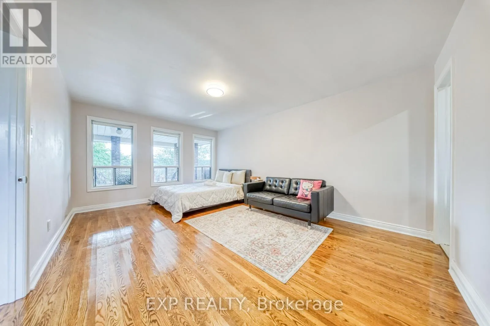 35 HIGHLAND HILL
