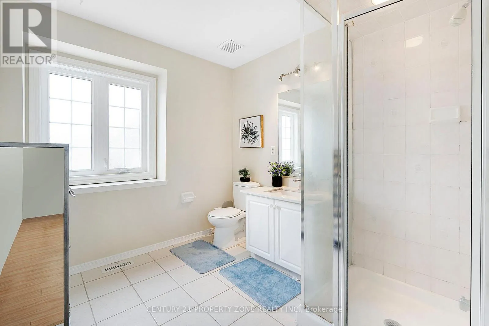 UPPER - 5469 PALMERSTONE CRESCENT
