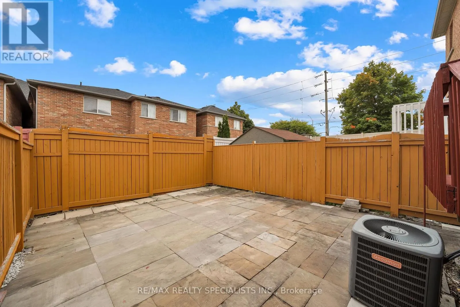 3 ROCKGARDEN TRAIL N