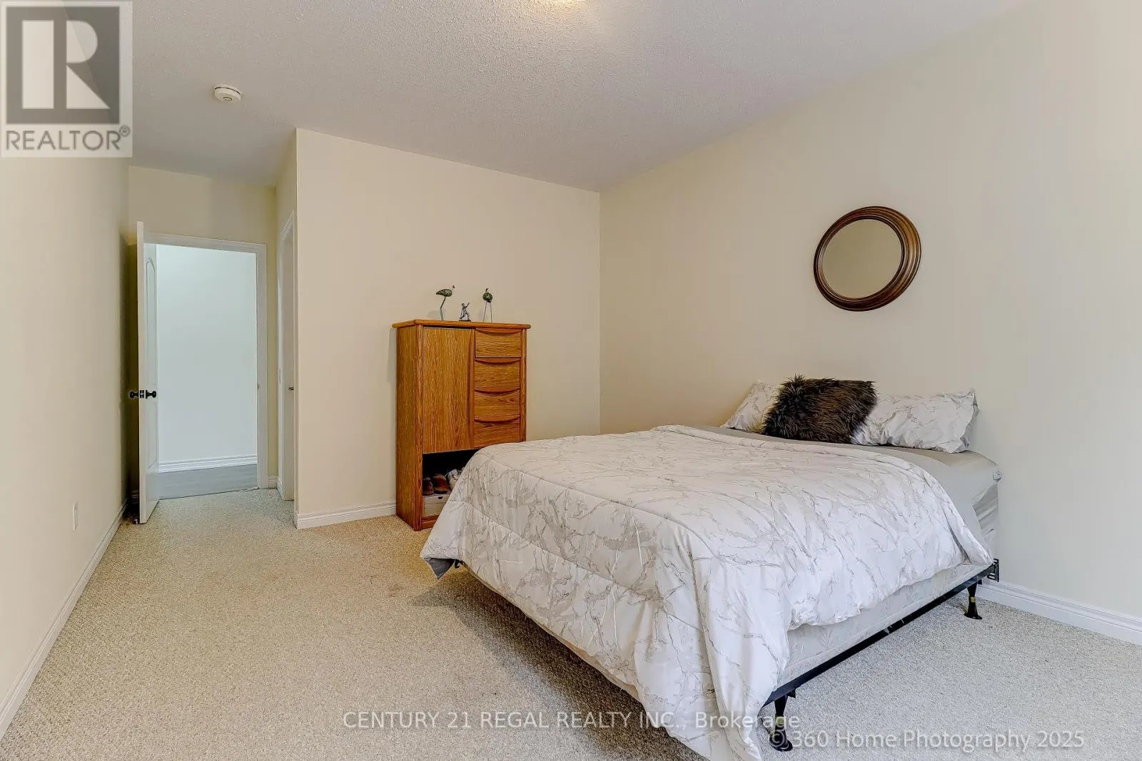 30 ALBERT SPENCER AVENUE
