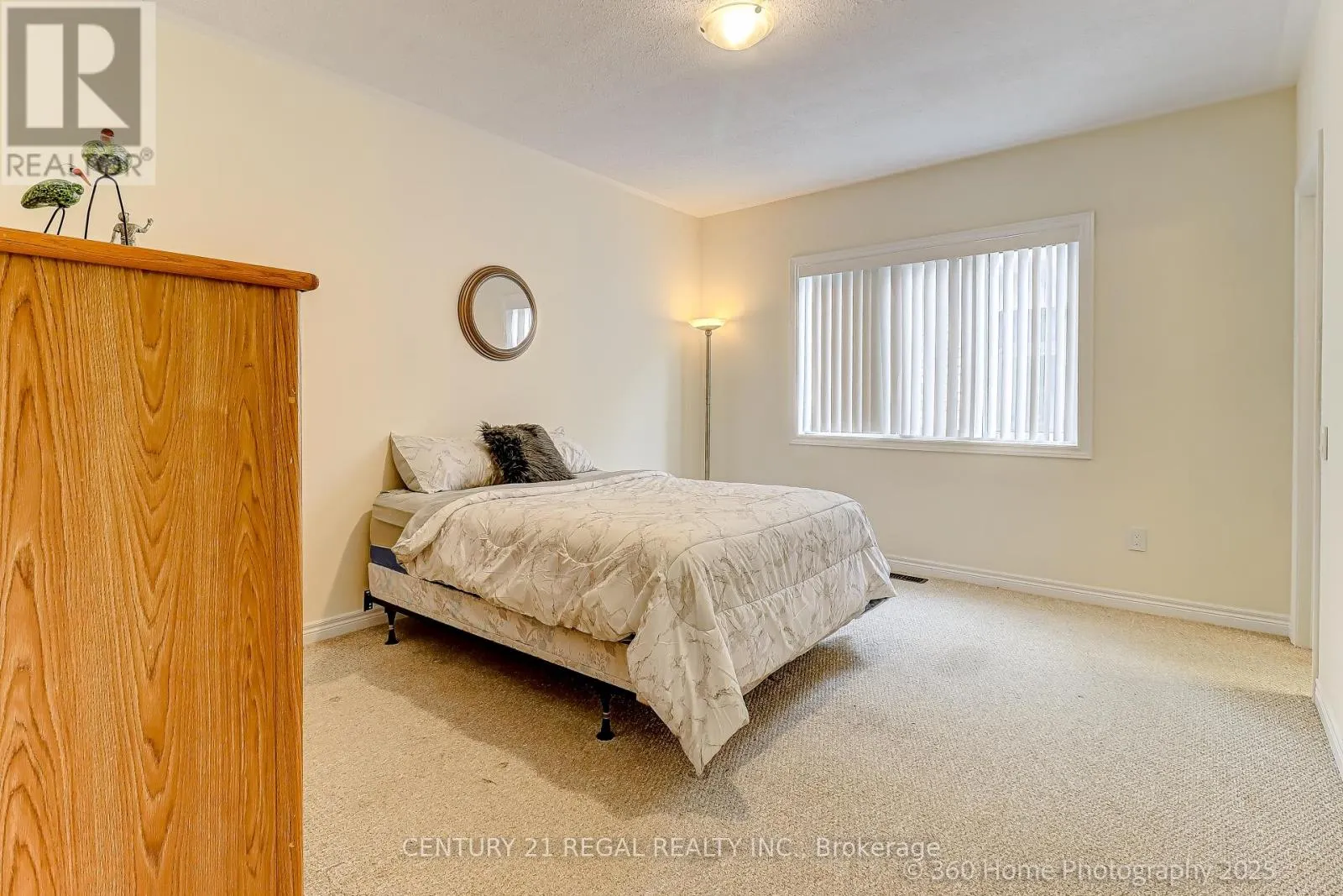 30 ALBERT SPENCER AVENUE