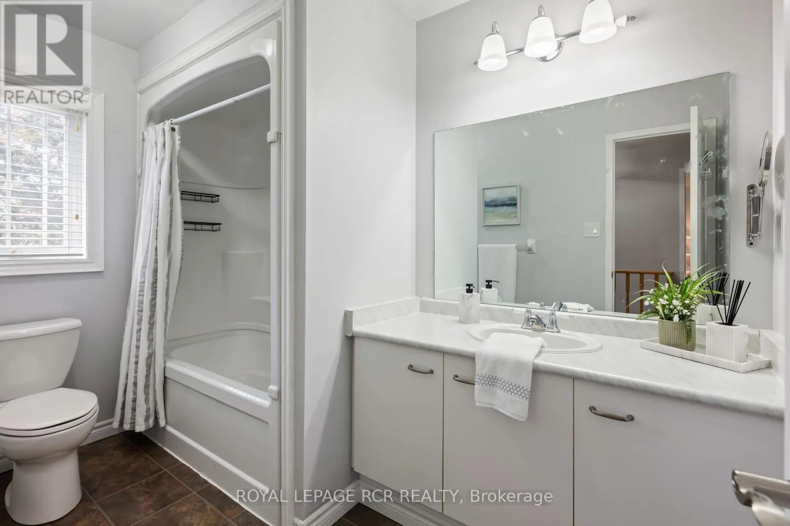 224 LISA MARIE DRIVE