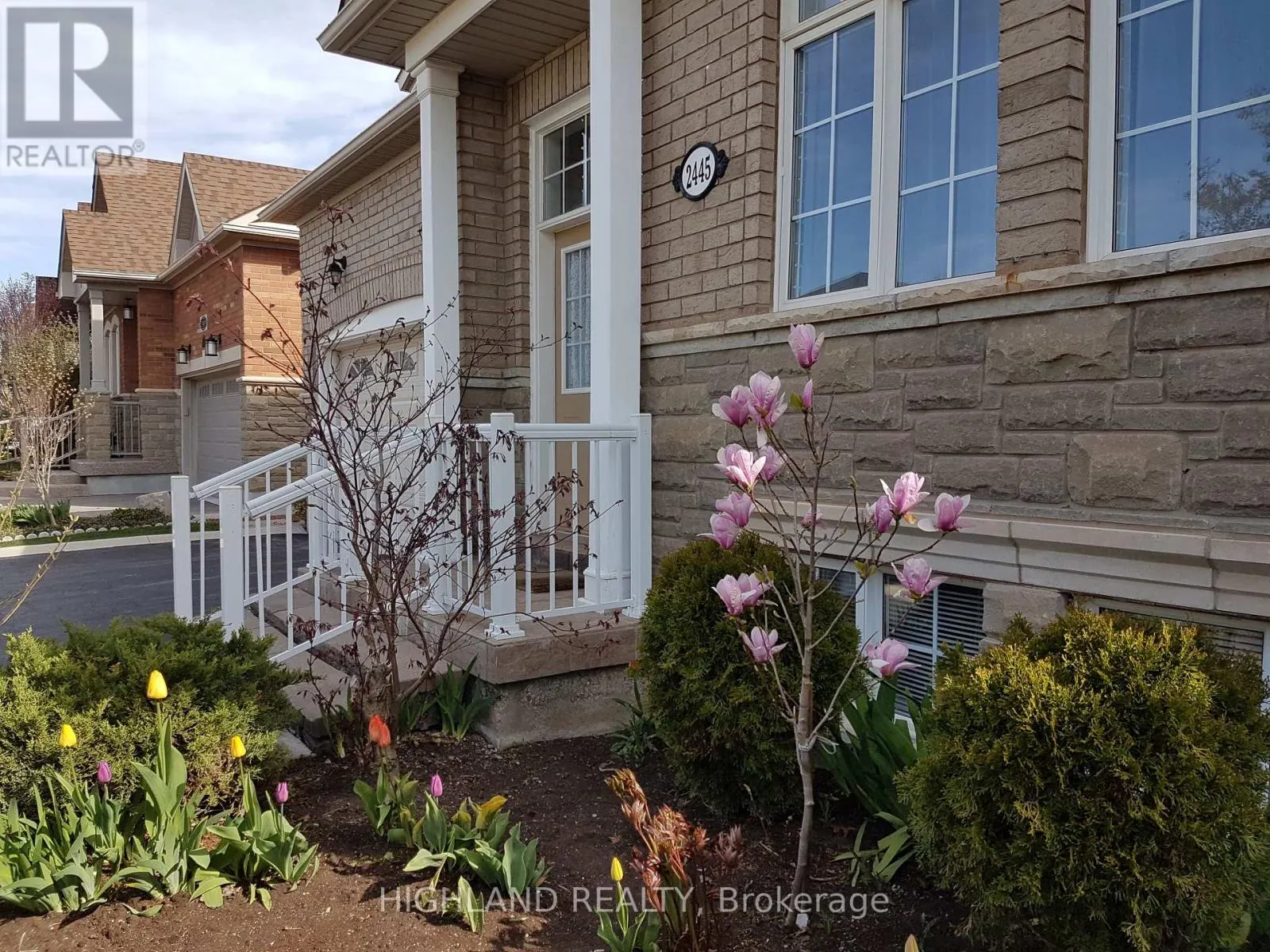 2445 PALMERSTON ROAD