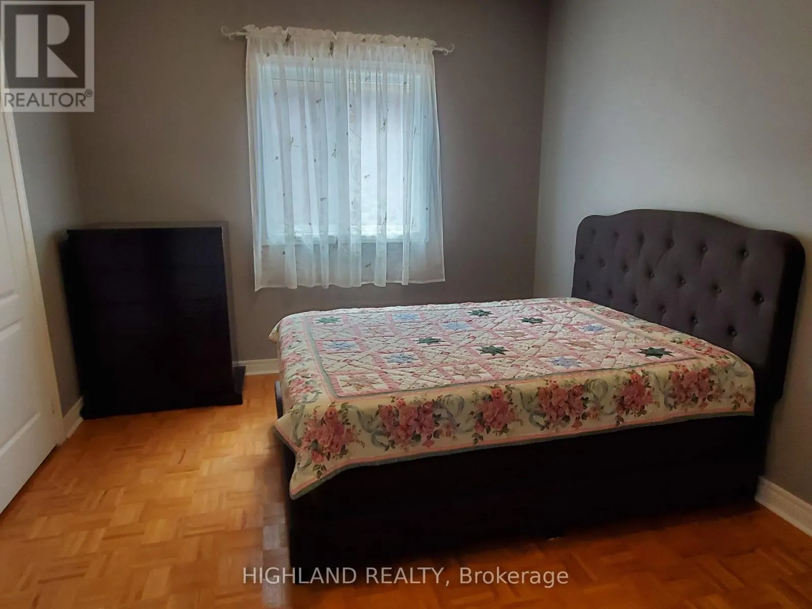2445 PALMERSTON ROAD