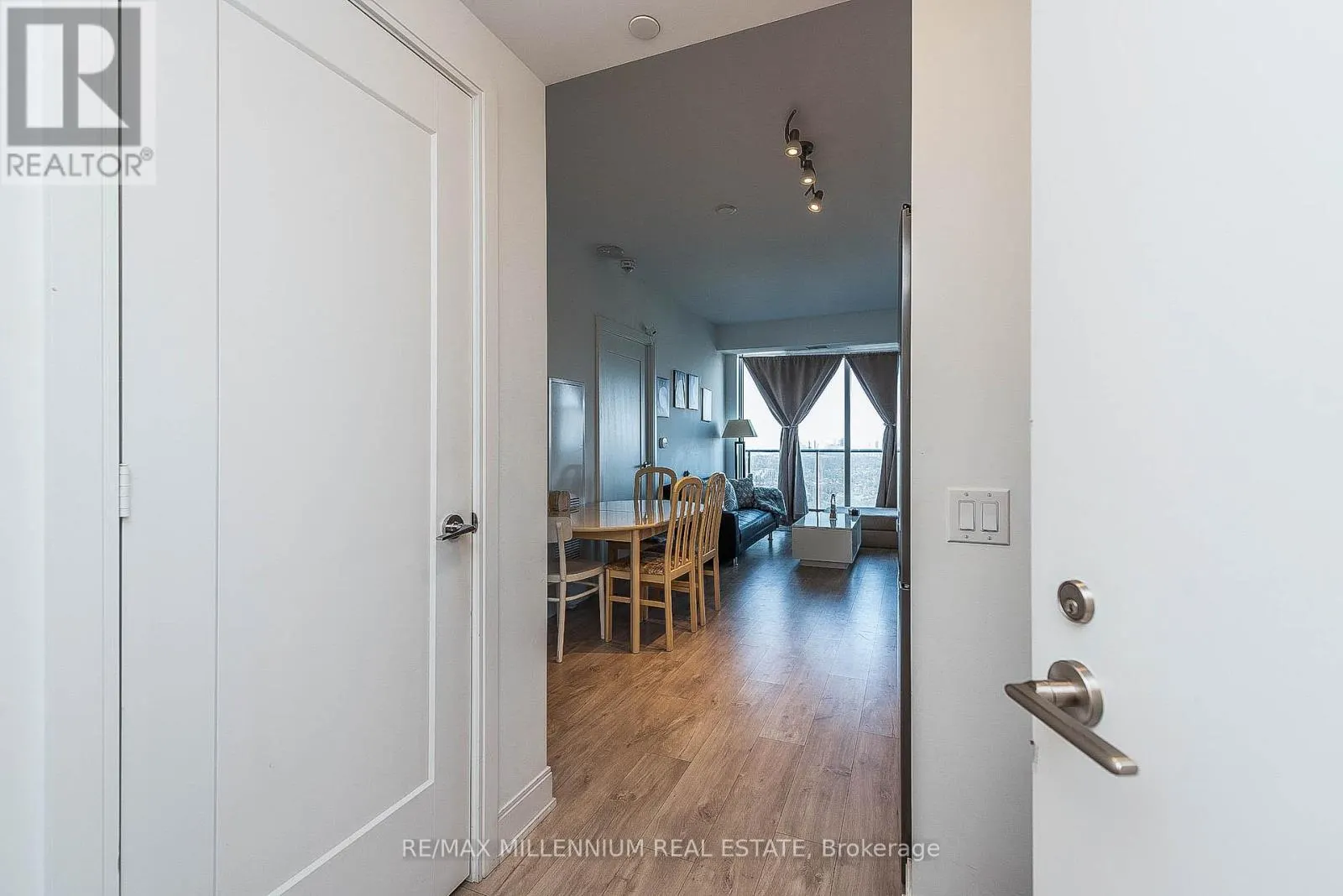 4801 - 70 ANNIE CRAIG DRIVE