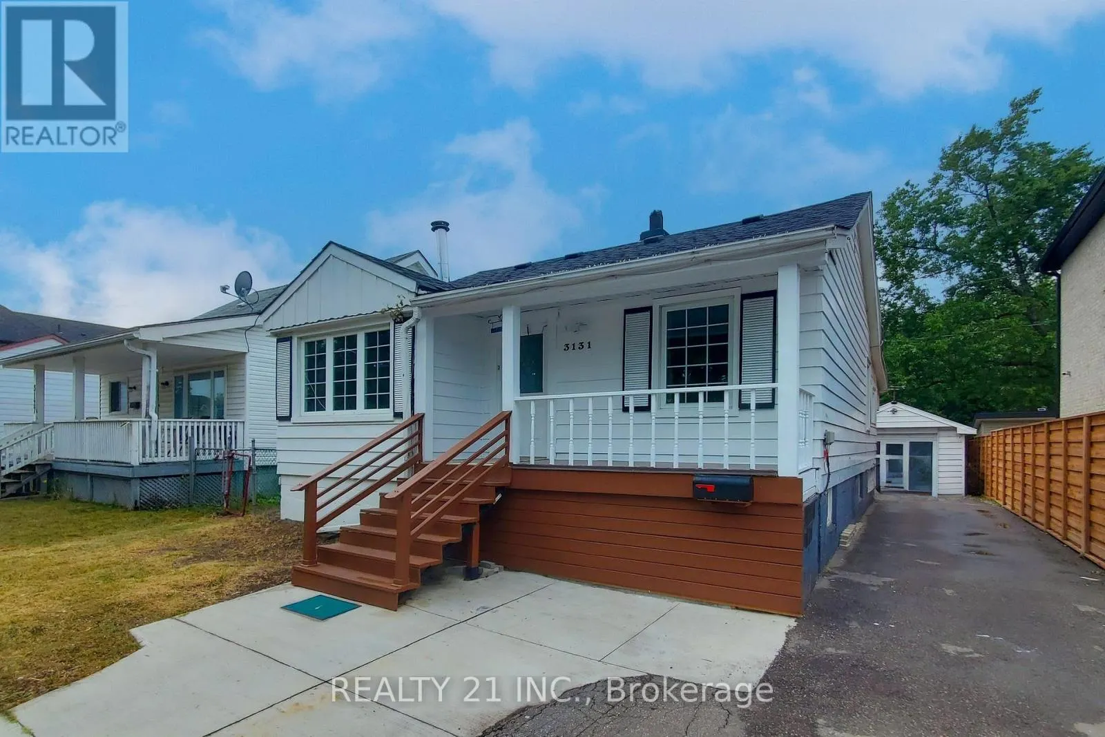 3131 CHURCHILL AVENUE