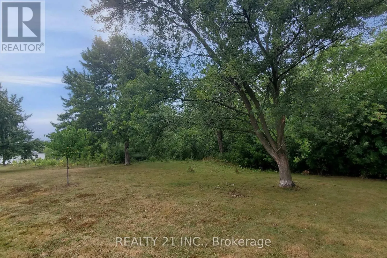 3131 CHURCHILL AVENUE