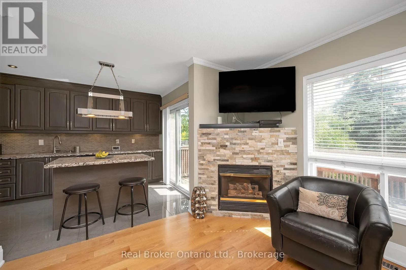 1210 SANDPIPER ROAD