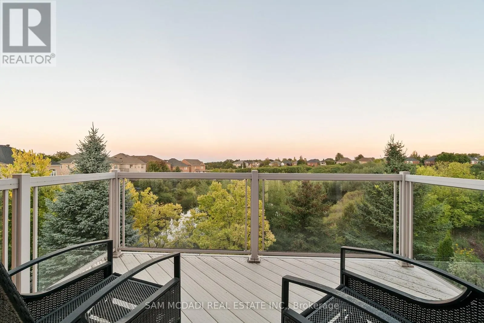 1220 MILNA DRIVE