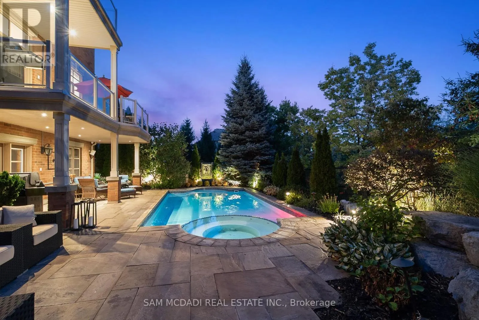 1220 MILNA DRIVE