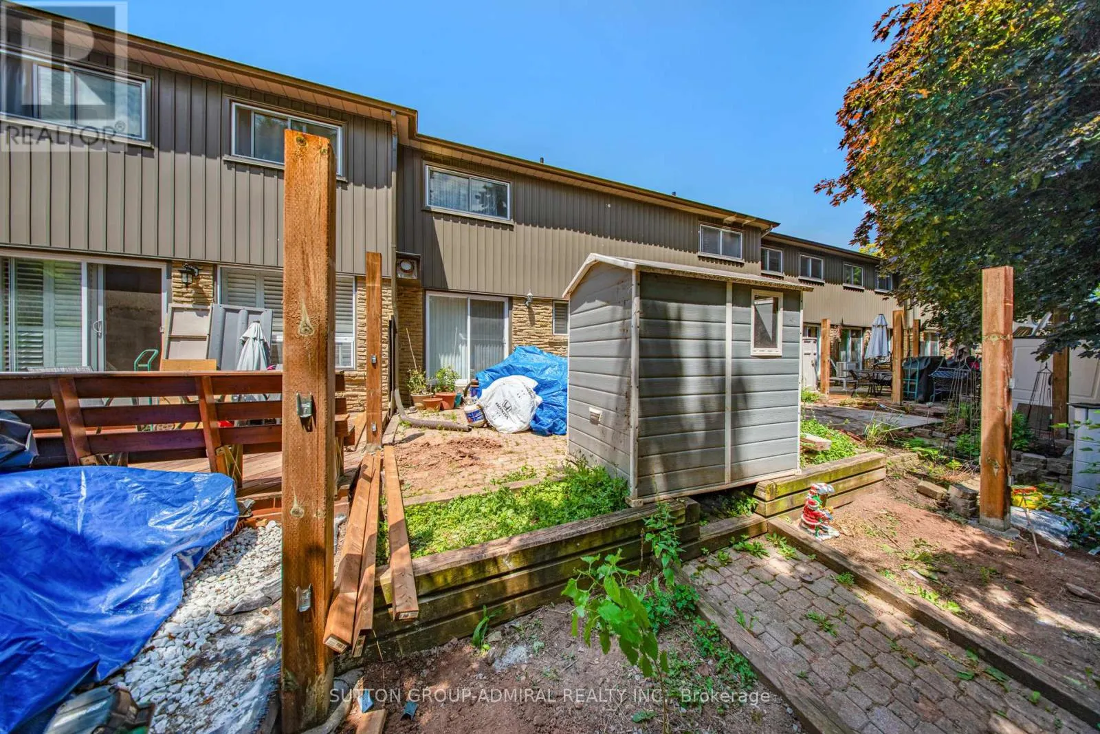 3 - 1517 ELM ROAD