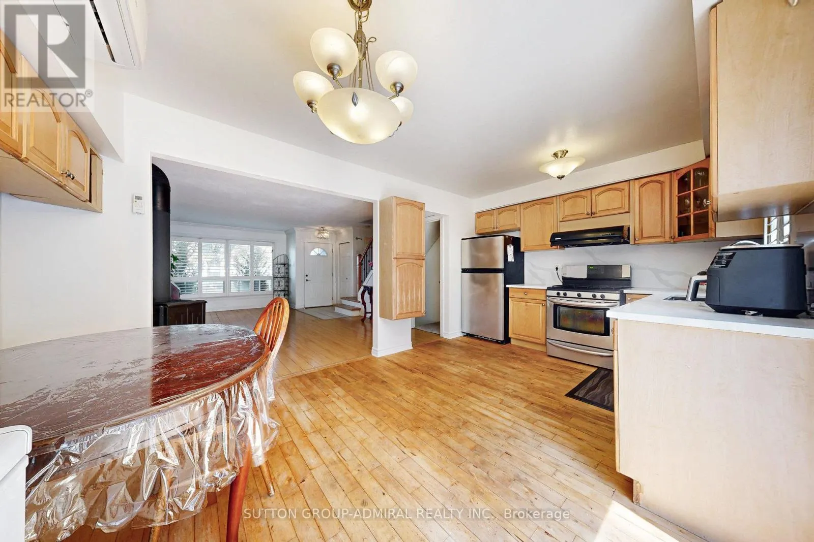 3 - 1517 ELM ROAD