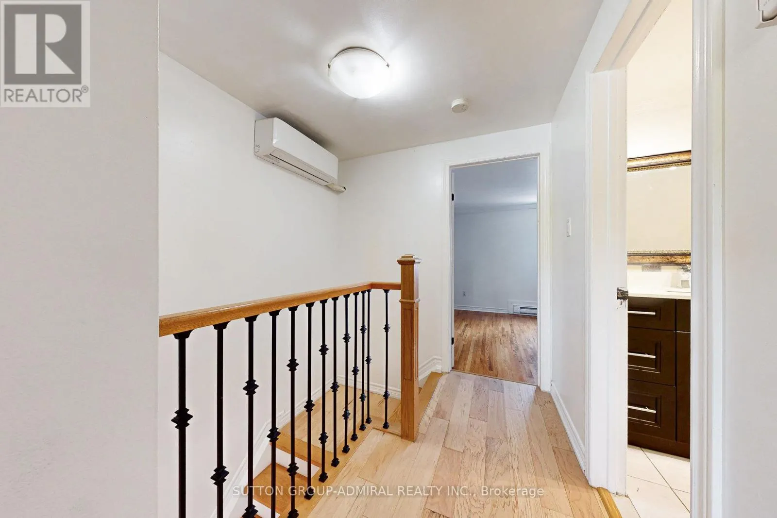 3 - 1517 ELM ROAD