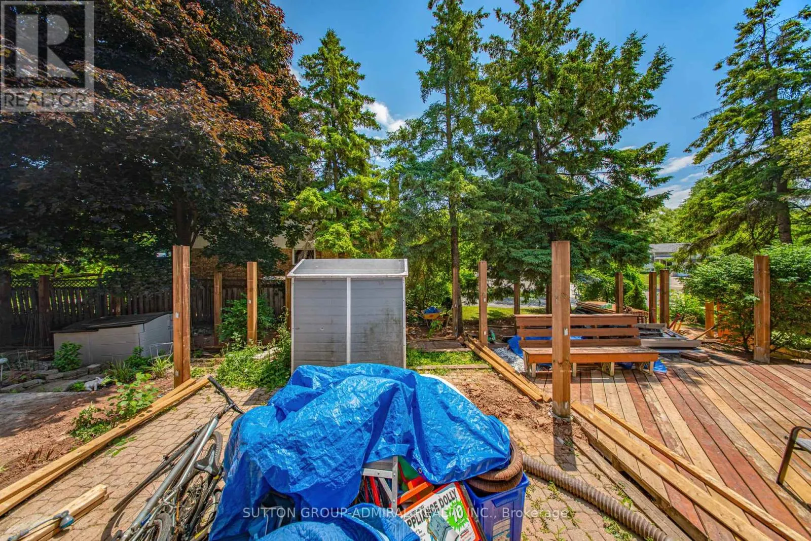3 - 1517 ELM ROAD